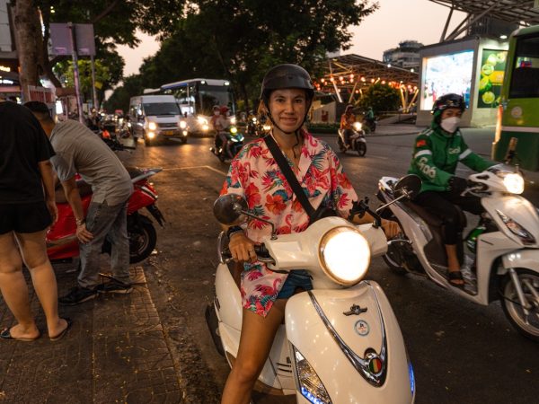 HOW TO RENT A SCOOTER IN HO CHI MINH CITY