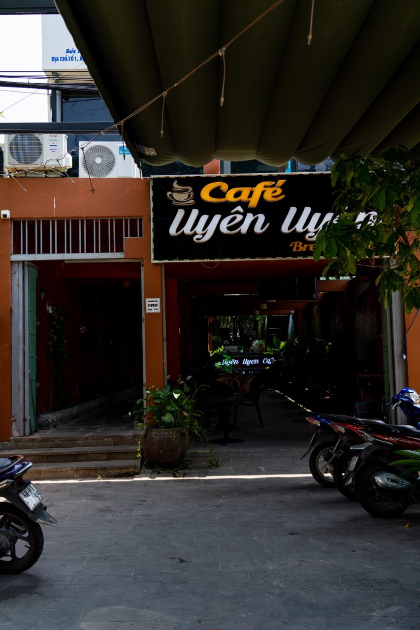 uyen uyen cafe