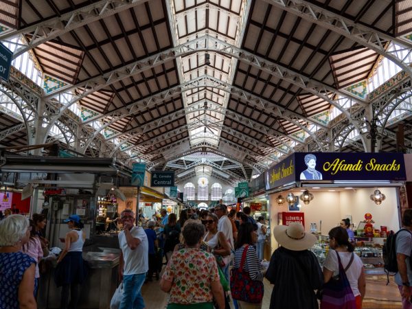 EXPERIENCE SPANISH FOOD AND CULTURE AT MERCADO CENTRAL VALENCIA