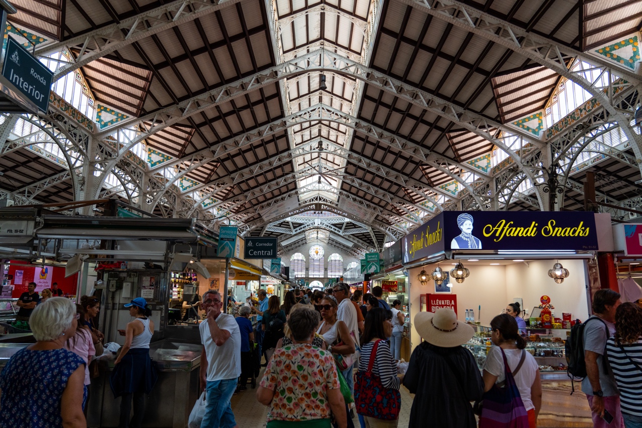 EXPERIENCE SPANISH FOOD AND CULTURE AT MERCADO CENTRAL VALENCIA