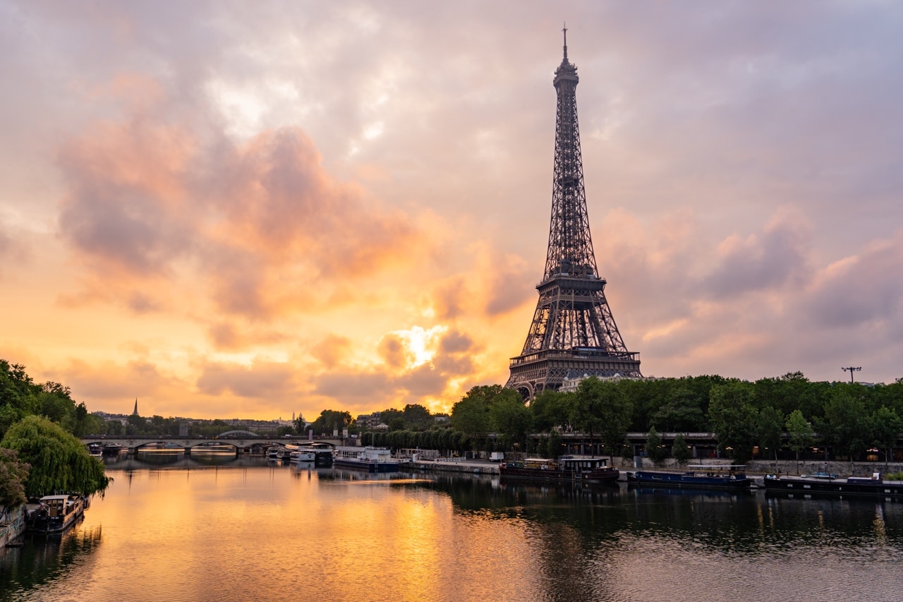 EXPLORING THE CITY OF LOVE: PARIS GALLERY