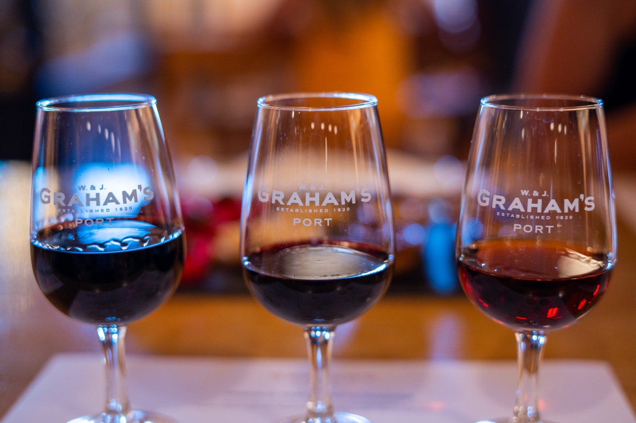 WINE, DINE, AND UNWIND: A GUIDE TO GRAHAM’S PORT WINE TASTING IN PORTO