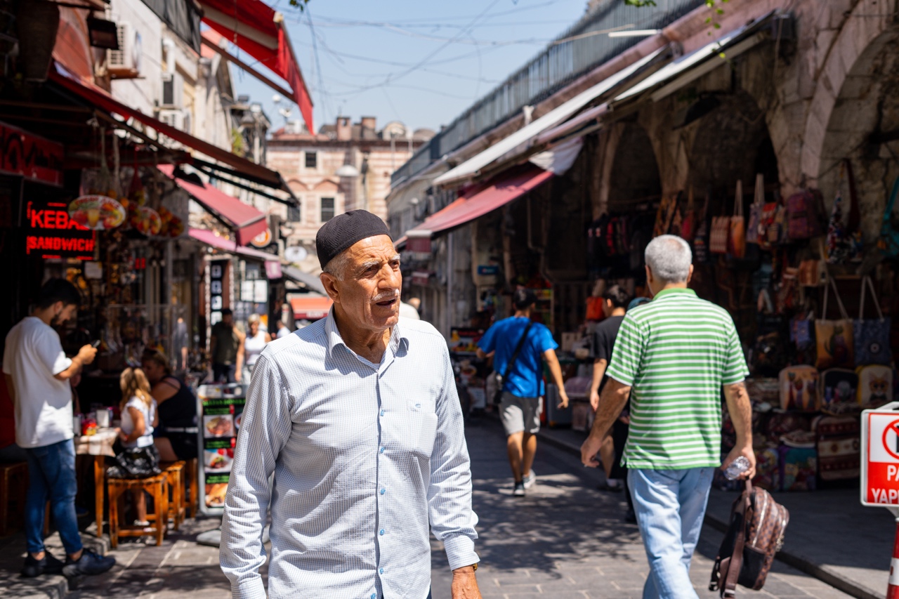 PORTRAITS OF ISTANBUL: A PHOTO GALLERY