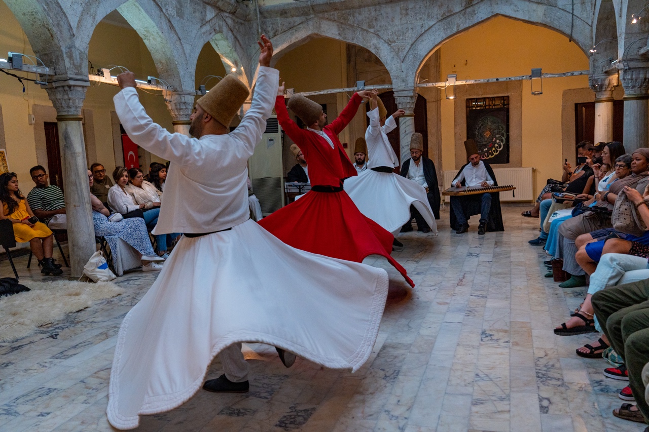MYSTICAL DANCE OF DEVOTION: EVERYTHING YOU NEED TO KNOW ABOUT ATTENDING A WHIRLING DERVISH CEREMONY