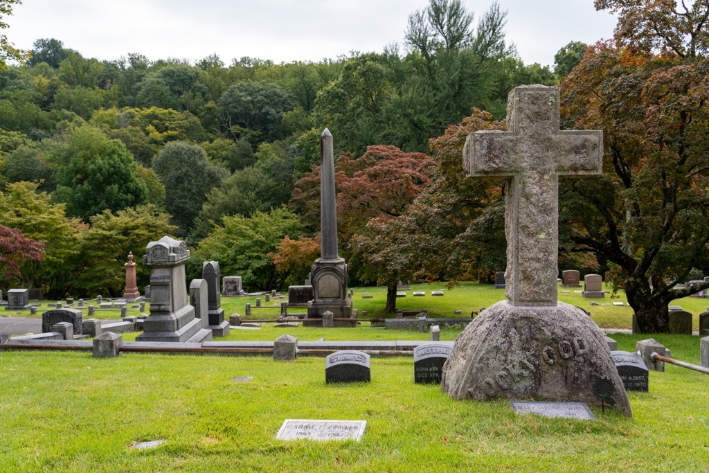 sleepy hollow cemetery