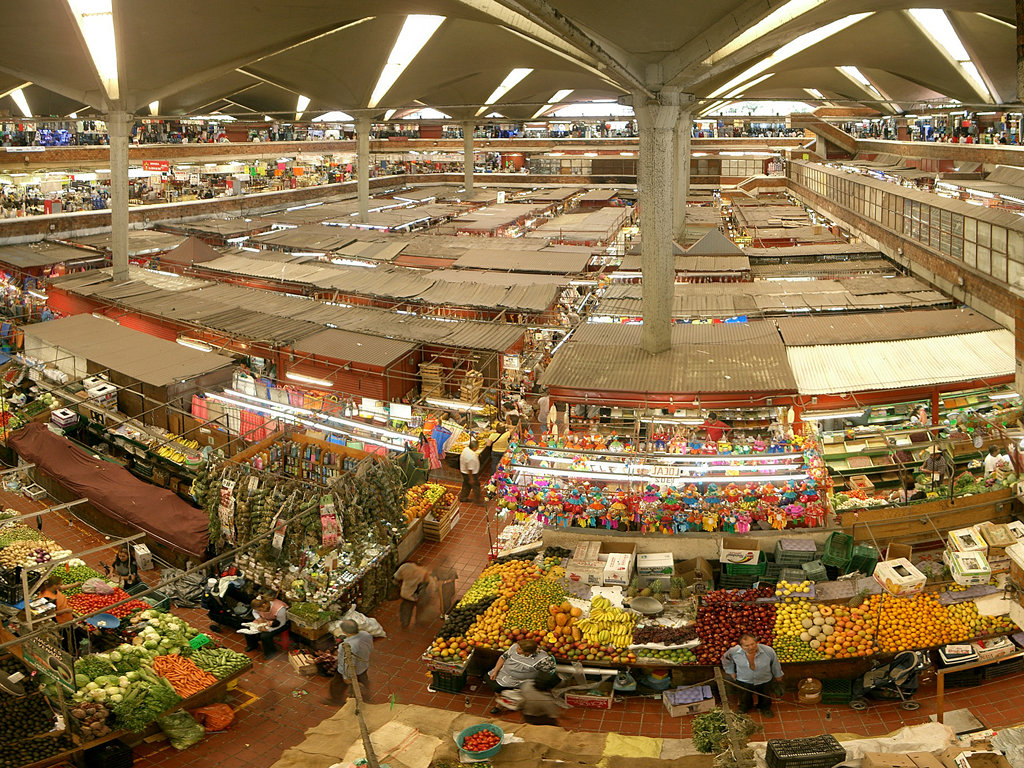 mercado san juan de dios guadalajara interior market Mercado Libertad